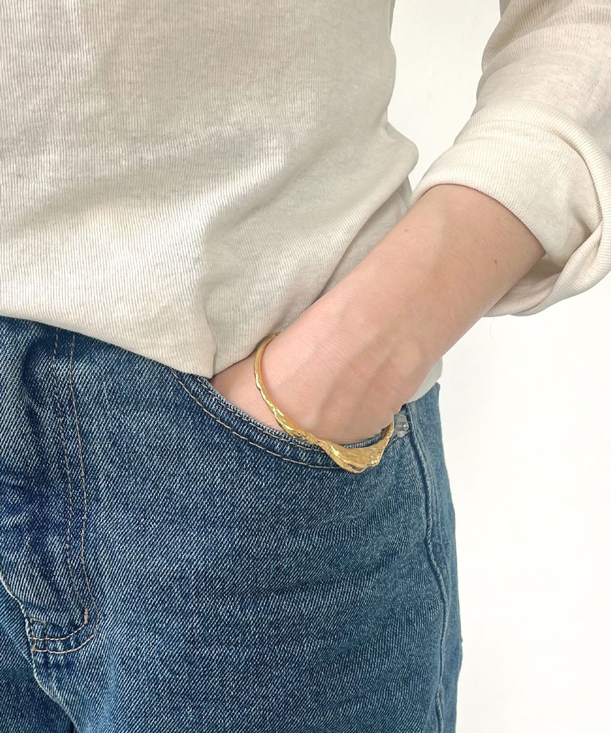 너울(NEOUL) SAN(mountain) Bangle