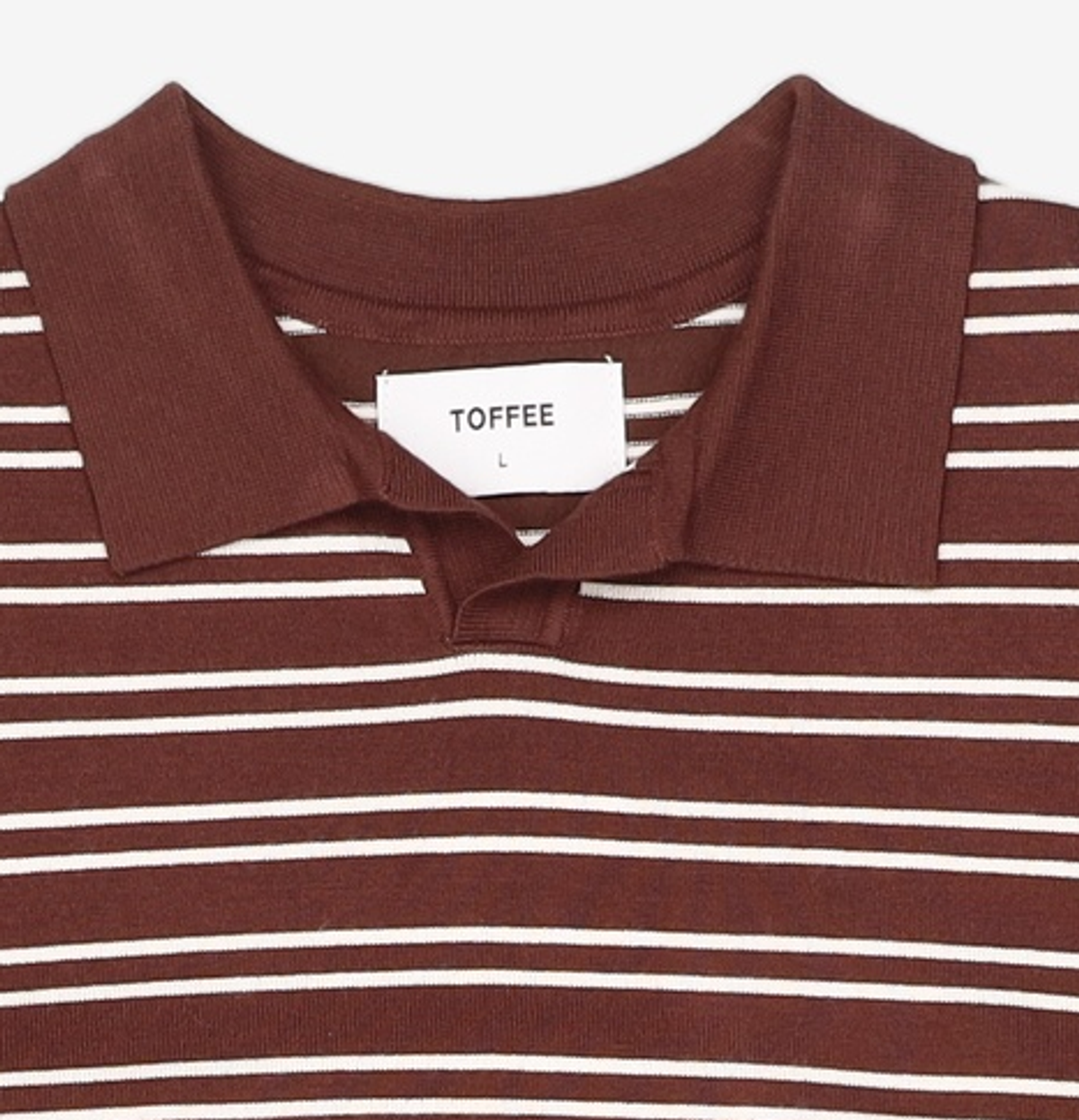 토피(TOFFEE) 더블 스트라이프 카라 하프 니트 (BROWN) L