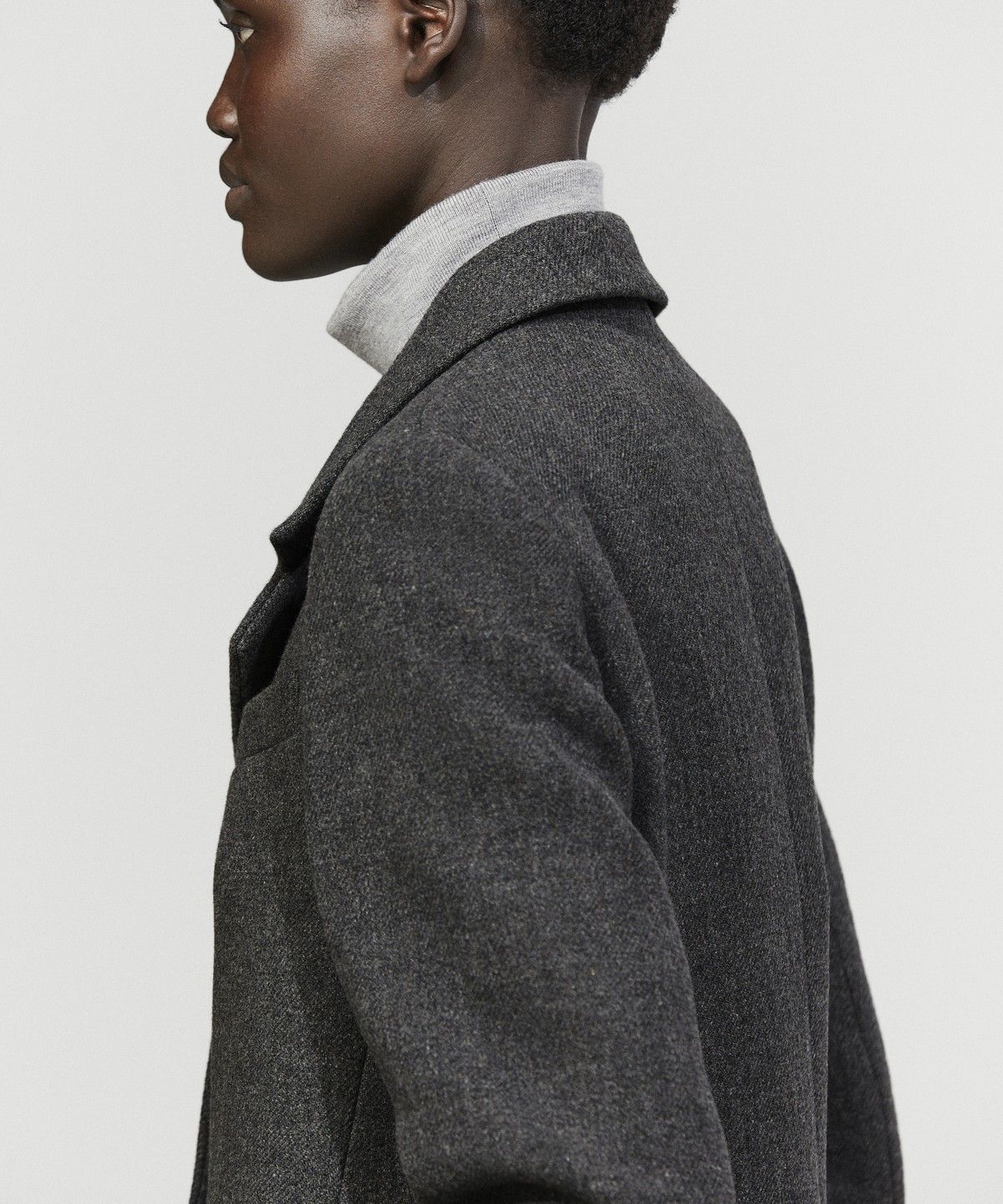 마시모두띠(MASSIMO DUTTI) 울 블렌드 부클레 디테일 코트