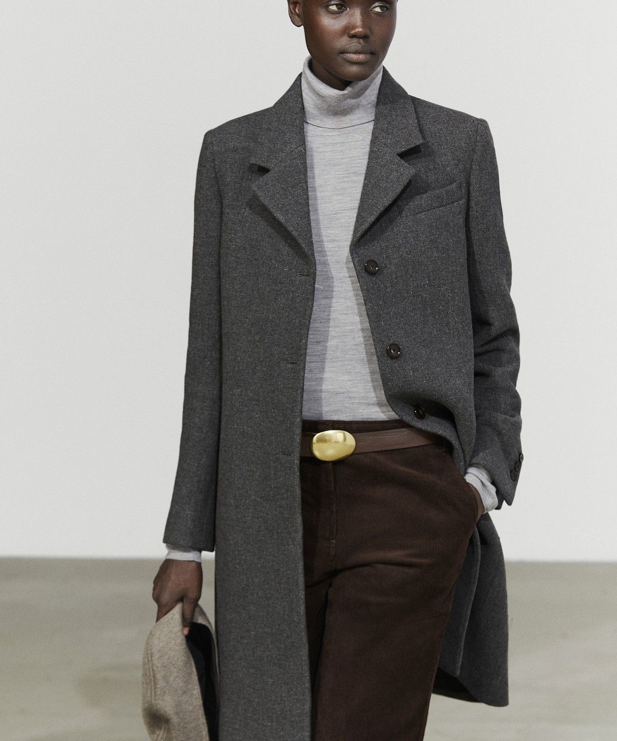 마시모두띠(MASSIMO DUTTI) 울 블렌드 부클레 디테일 코트
