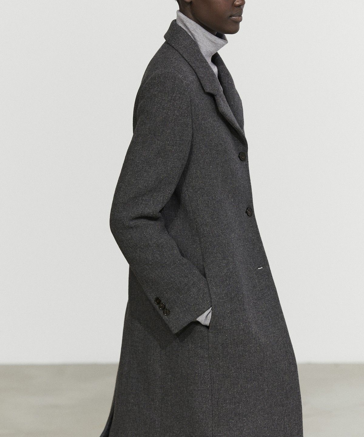 마시모두띠(MASSIMO DUTTI) 울 블렌드 부클레 디테일 코트