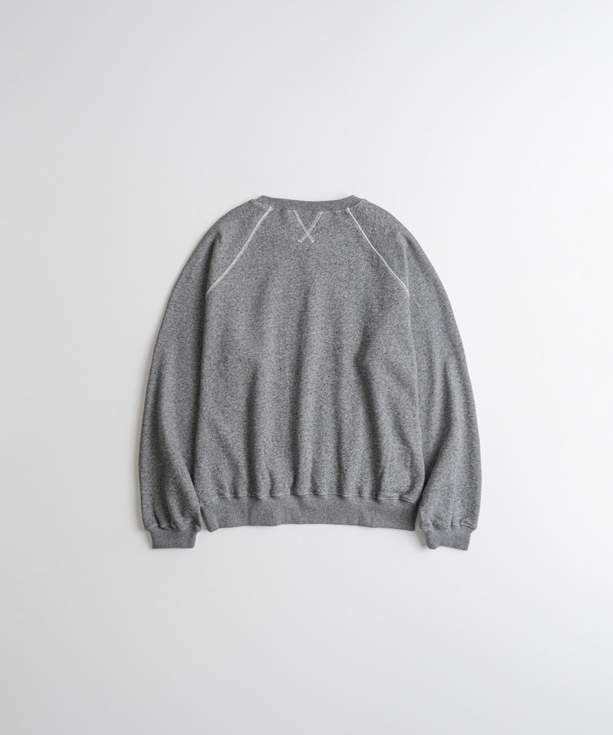 비헤비어(BEHEAVYER) CLASSIC SWEAT SHIRTS salt & pepper