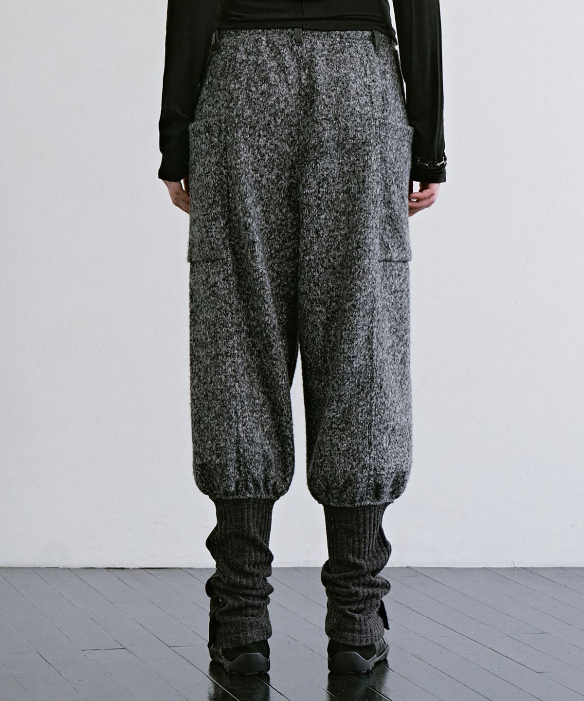 트리밍버드(TREEMINGBIRD) Knee-Sock Layered Set-up Pants [ Melange Gray ]