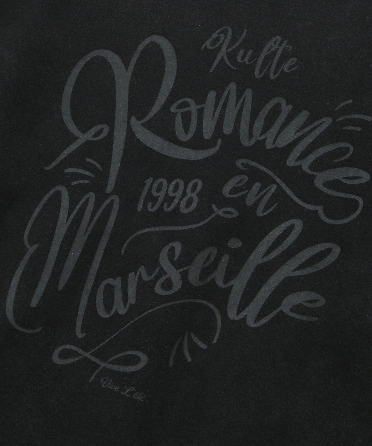 쿨트(KULTE) ROMANCE GRAPHIC PIGMENT CREWNECK_BLACK