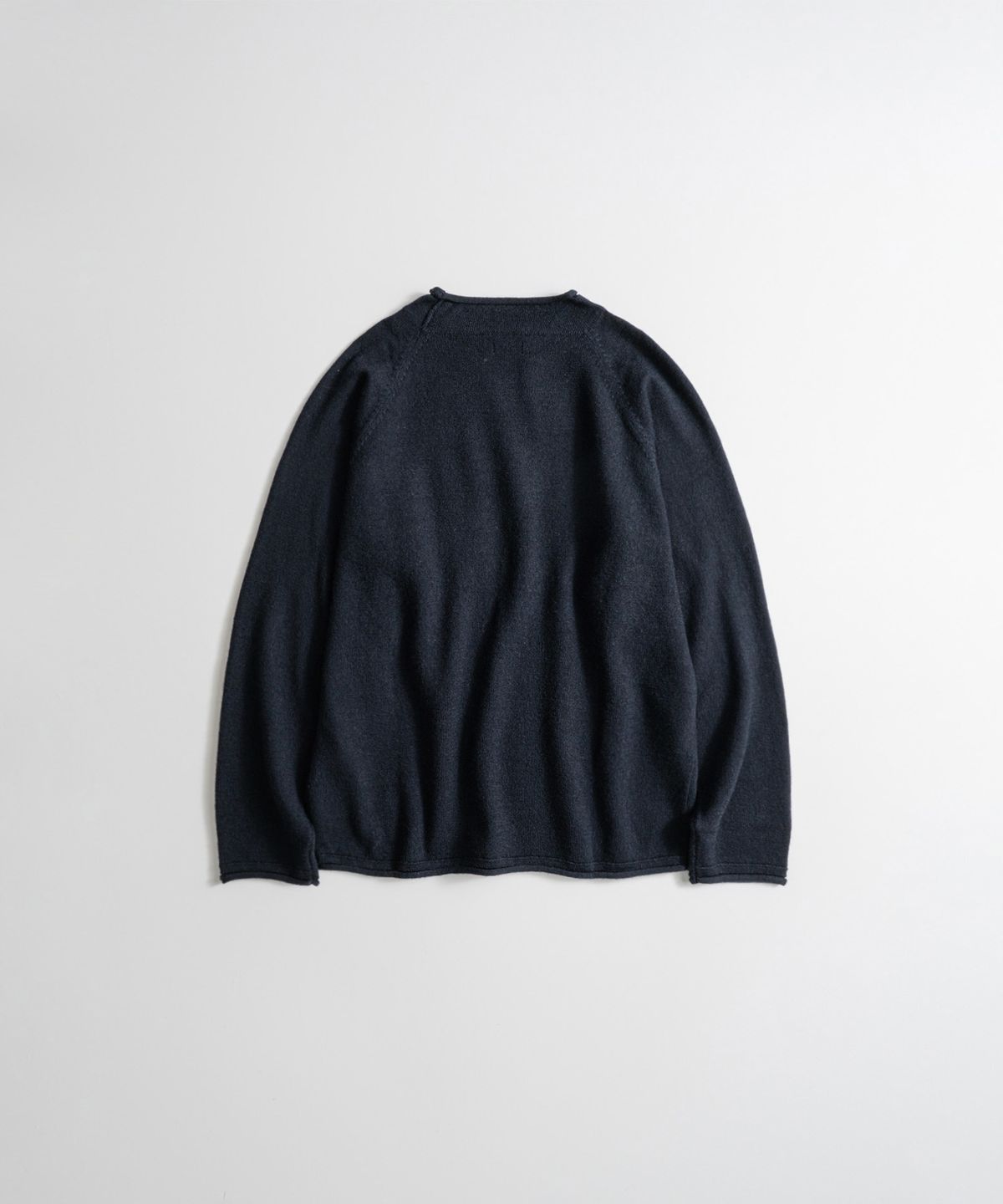비헤비어(BEHEAVYER) DRY WOOL ROLL NECK L/S KNIT navy
