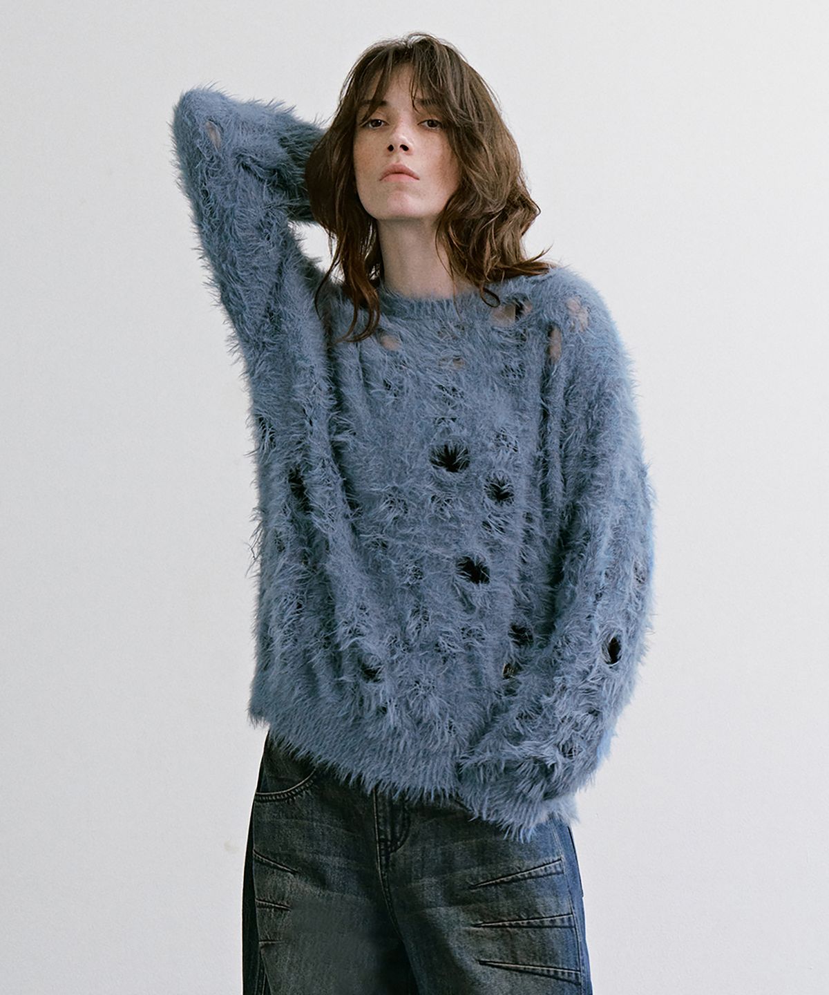 트리밍버드(TREEMINGBIRD) Shaggy distressed Hole Knit [ Blue ]