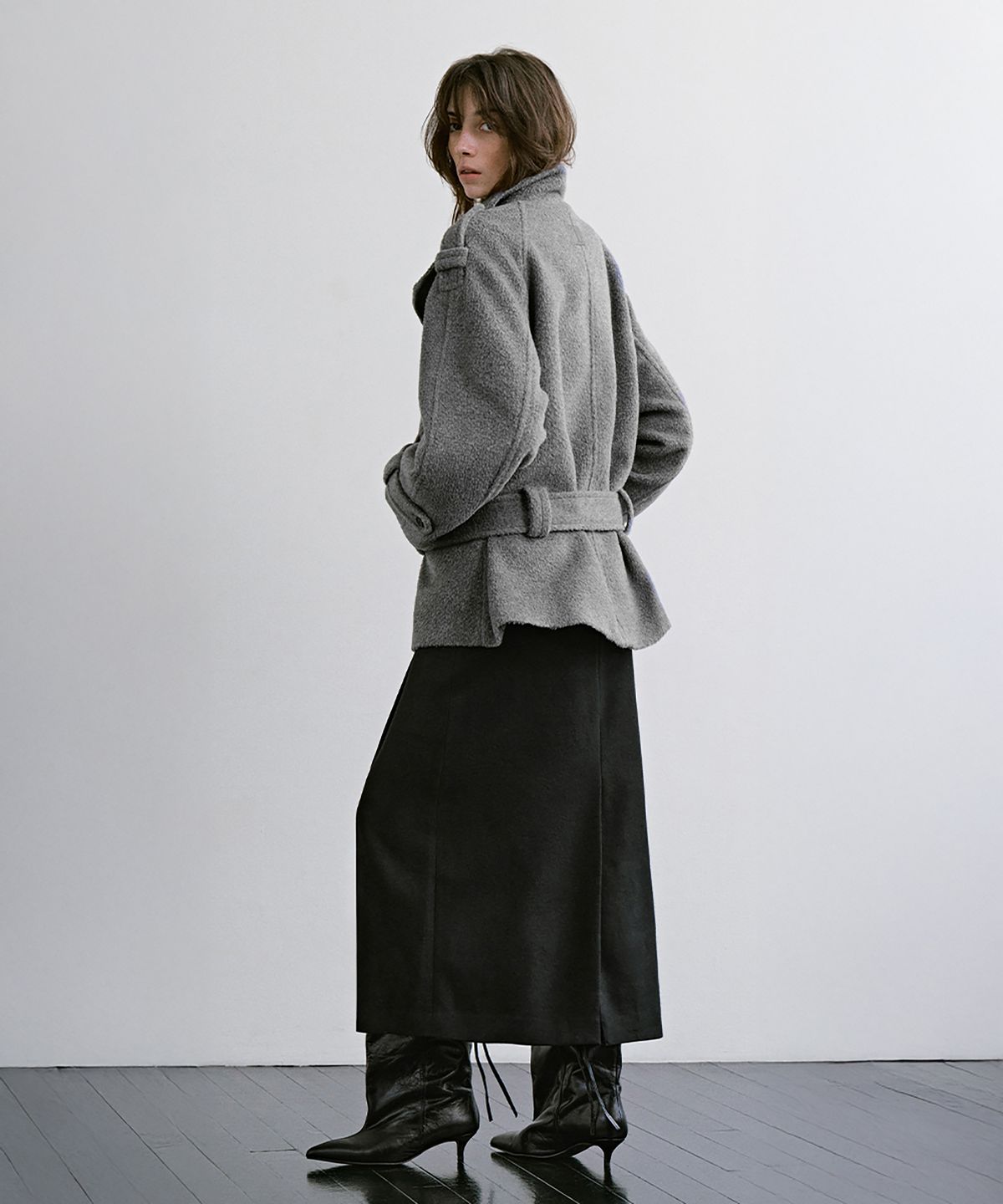 트리밍버드(TREEMINGBIRD) High-Neck Convertible Belted Half Coat [ Gray ]
