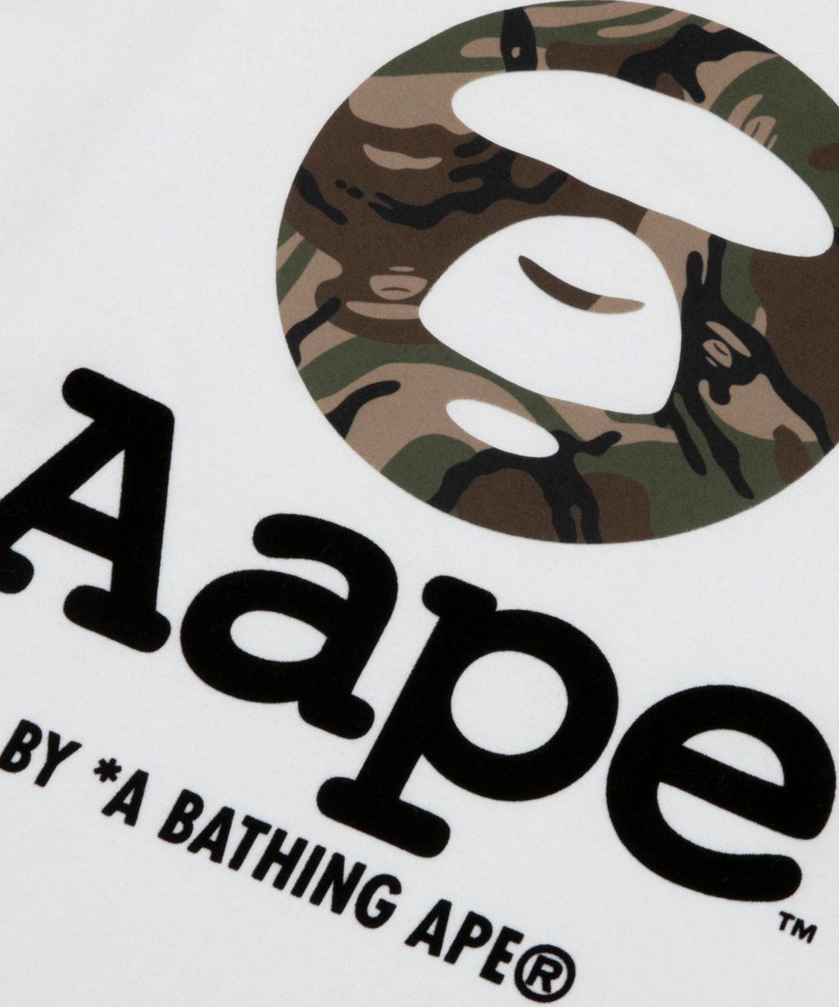 에이프(AAPE) AAPEUNVS Moonface 롱슬리브 티셔츠 화이트 / AAPLTM1972XXRWHX