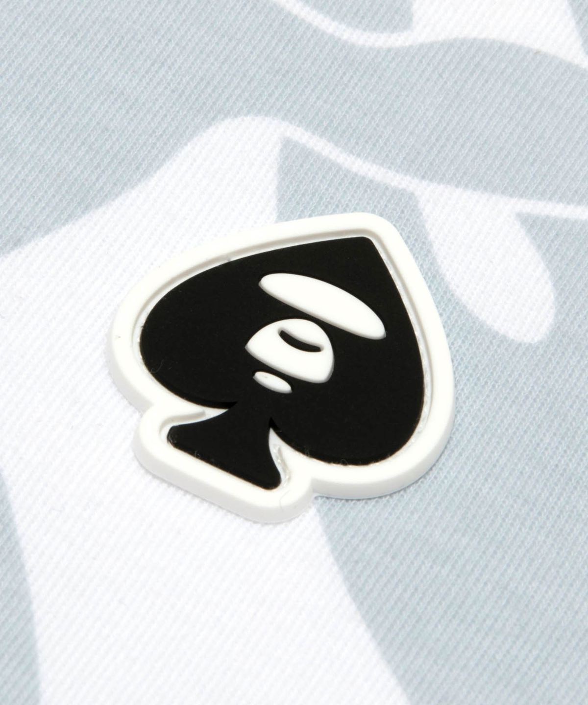 에이프(AAPE) AAPENOW Spades Moonface 카모 후디 화이트 / AAPSWMD380XXRWHZ