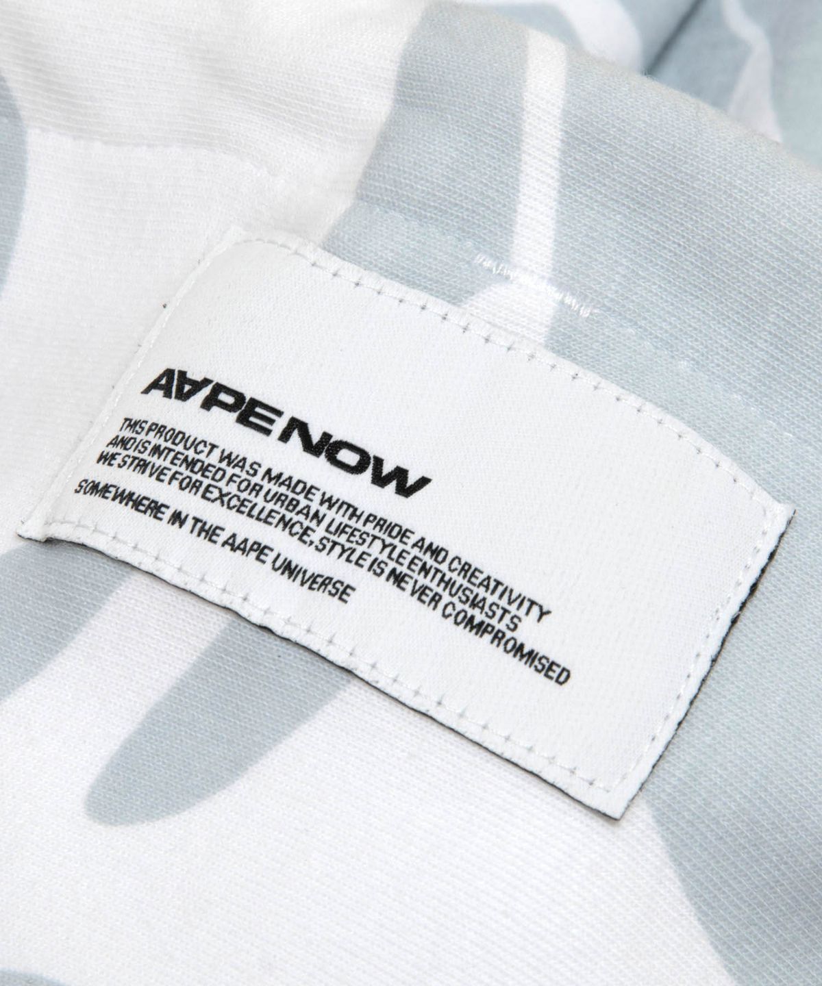 에이프(AAPE) AAPENOW Spades Moonface 카모 후디 화이트 / AAPSWMD380XXRWHZ
