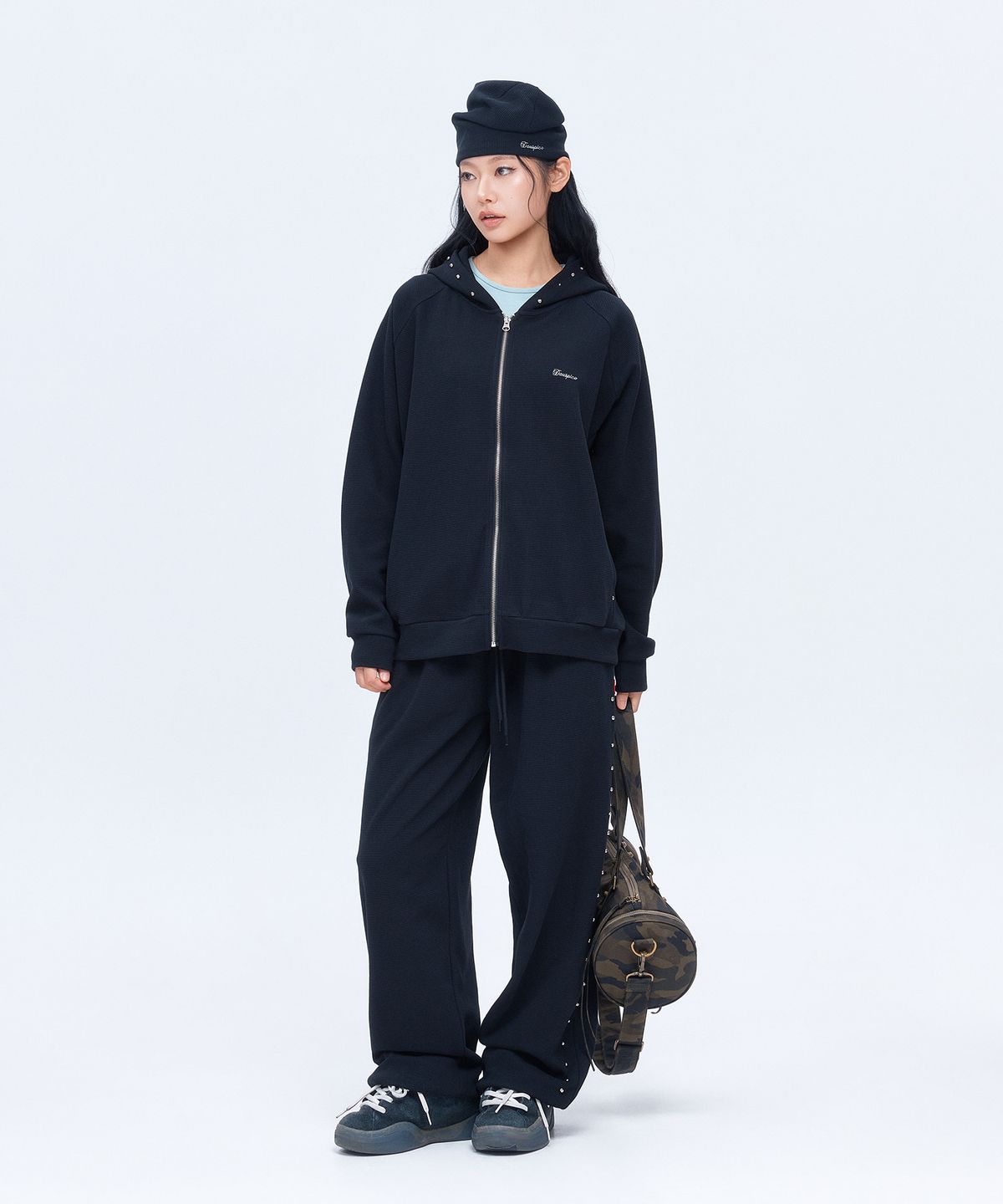 디오스피스(DAUSPICE) (DUC) Waffle Relaxed Zip-up Hoodie & Pants Black Set-up