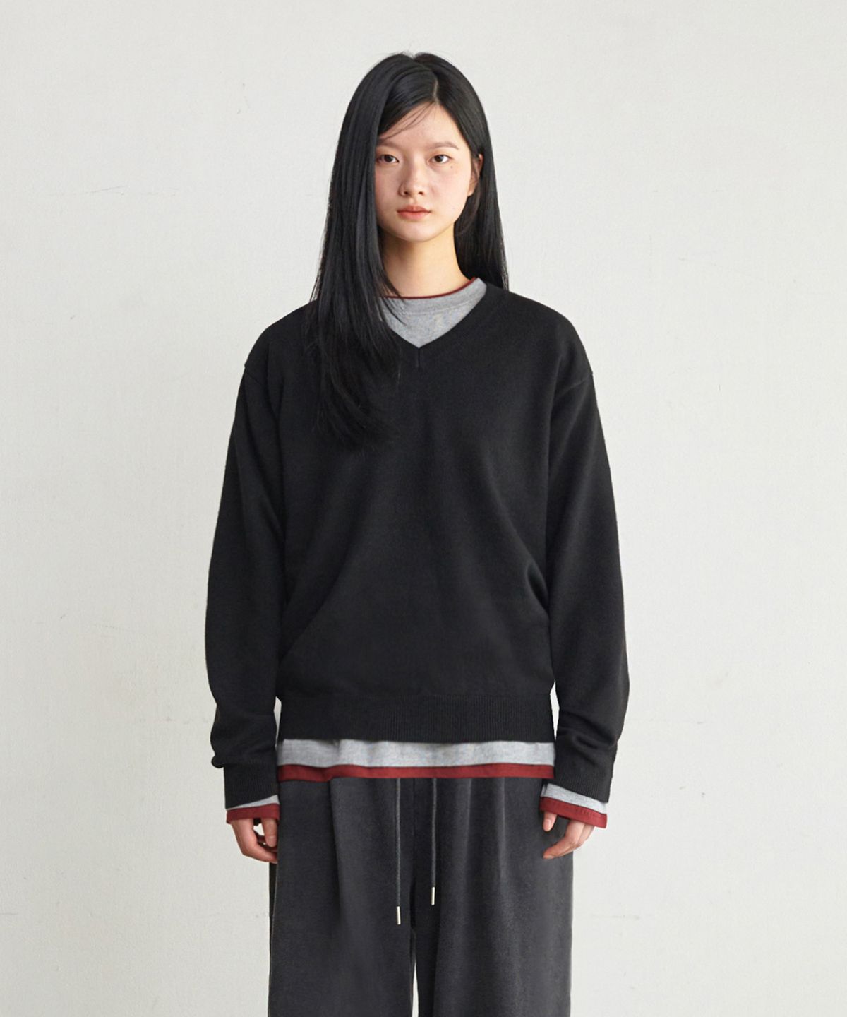 굿라이프웍스(GLW) [unisex] 소프트 브이넥 니트 블랙