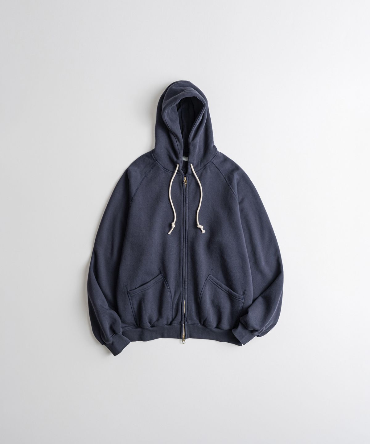 비헤비어(BEHEAVYER) CLASSIC FULL ZIP PARKA grape