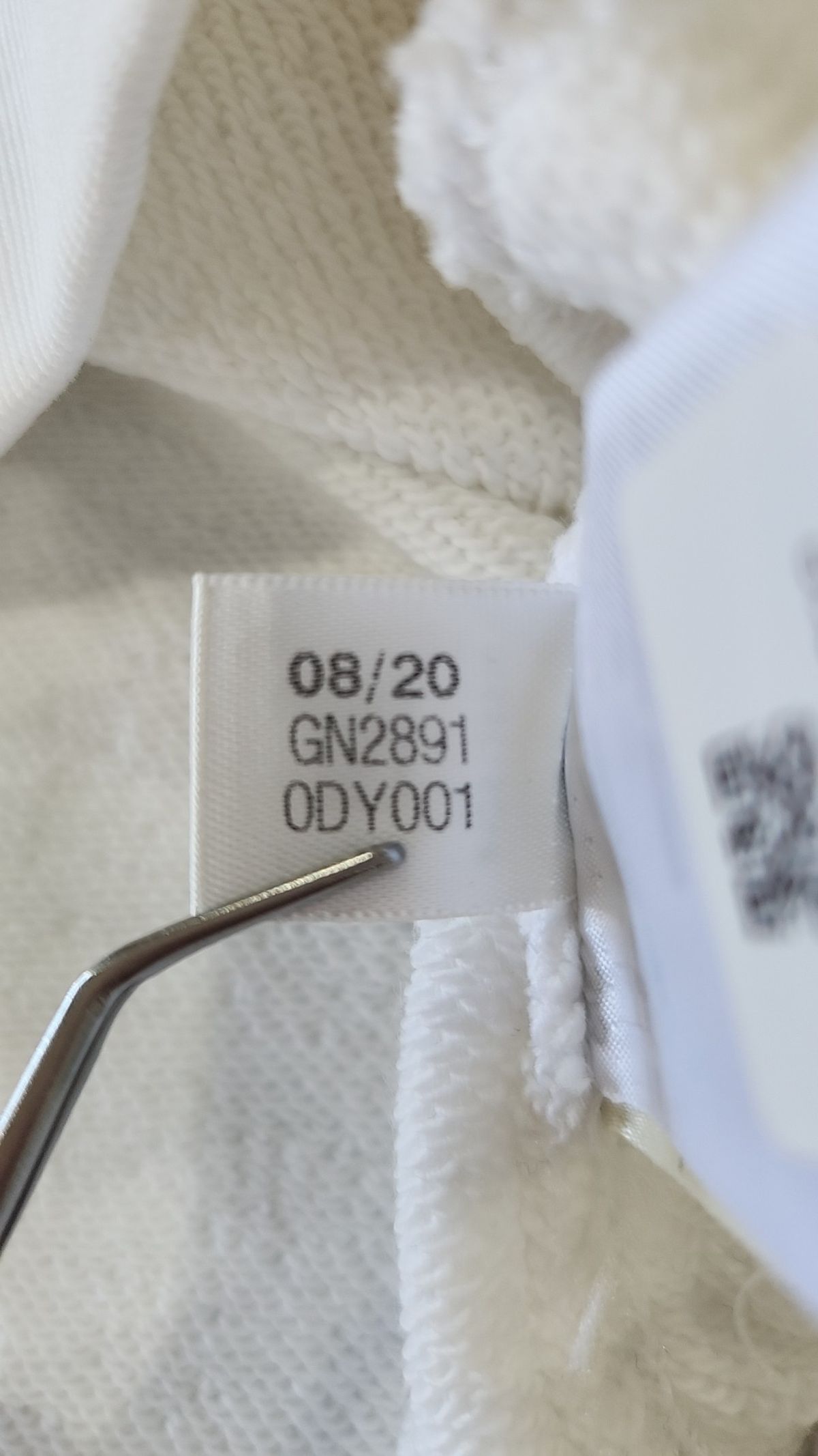 아디다스(ADIDAS) 숏 후디 - 화이트 / GN2891 XL-2XL
