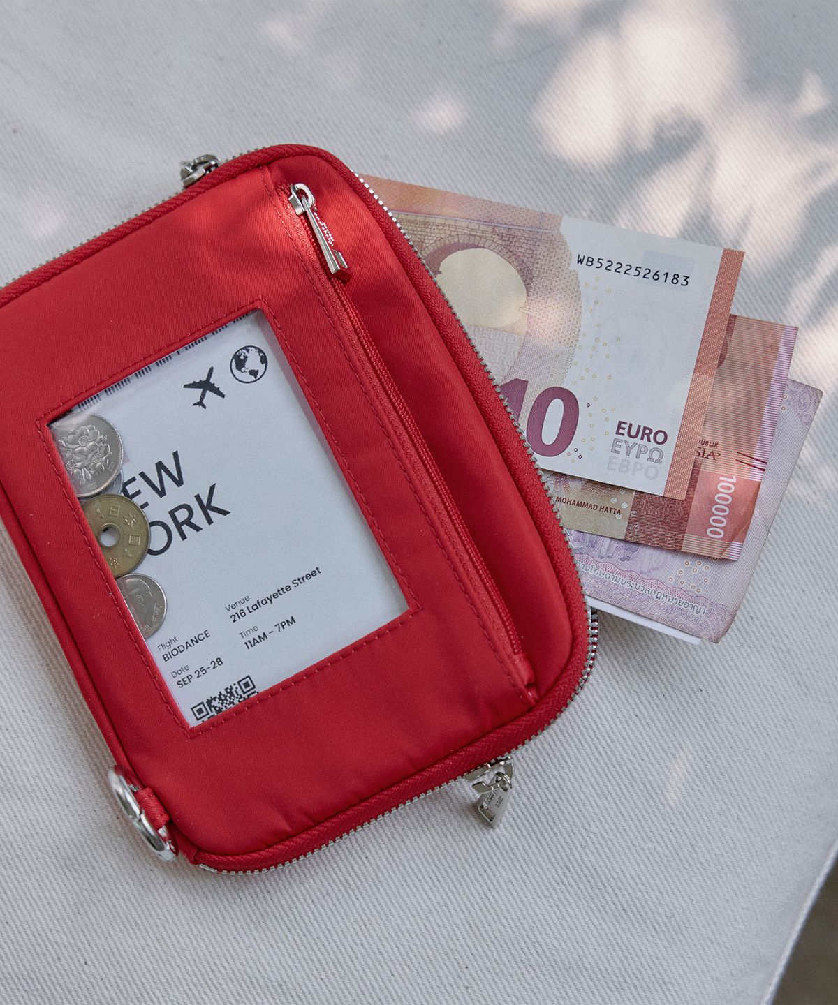 무쿠앤에보니(MUCU AND EBONY) m.a.e Travel Wallet _ Red