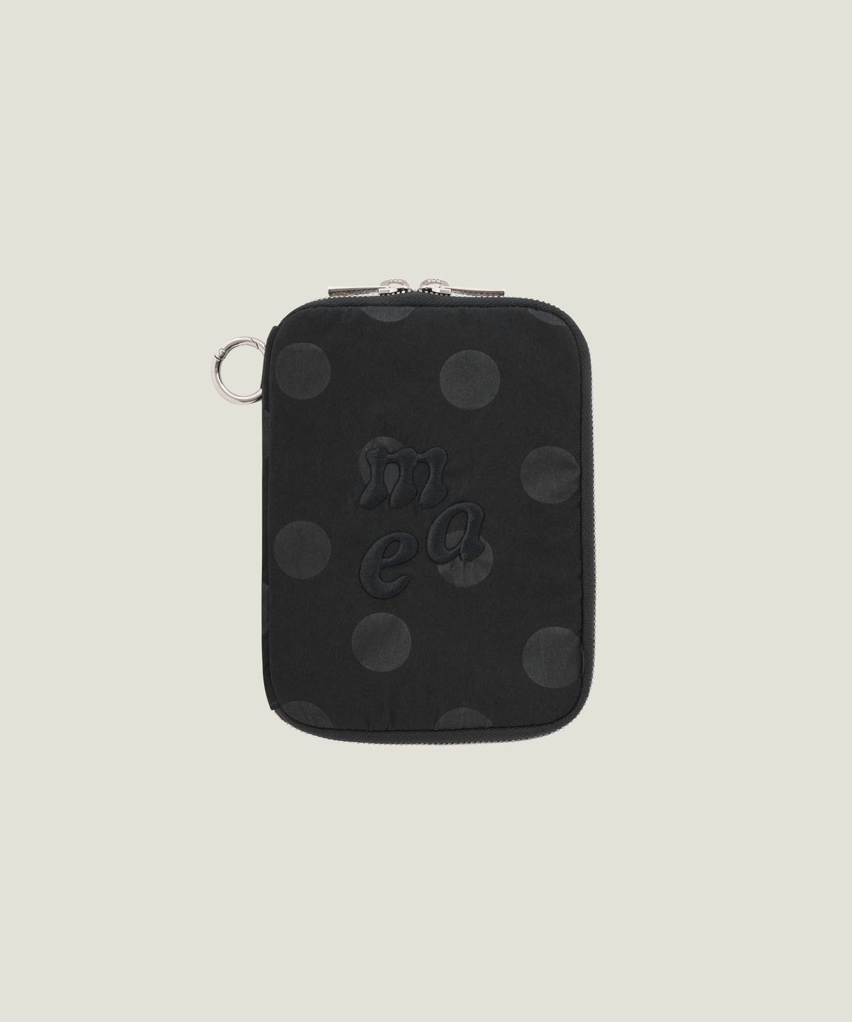 무쿠앤에보니(MUCU AND EBONY) m.a.e Travel Wallet _ Dot Black