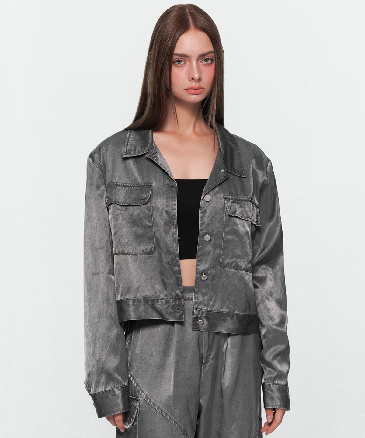 유움(UUM) GLOSS BIO CROP JACKET GRAY