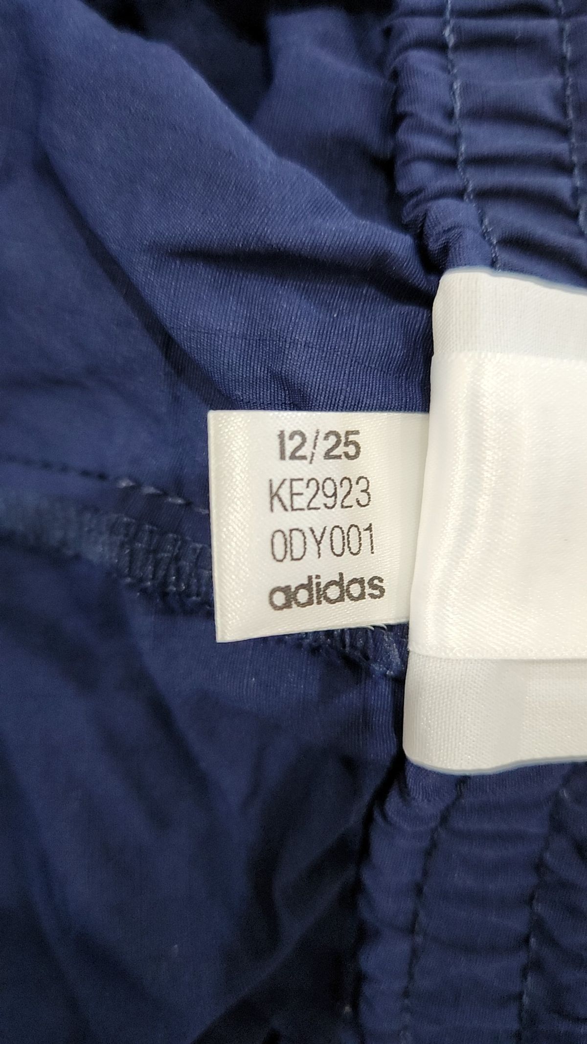 아디다스(ADIDAS) 아디컬러 클래식 3-스트라이프 카고 팬츠 KE2923 L