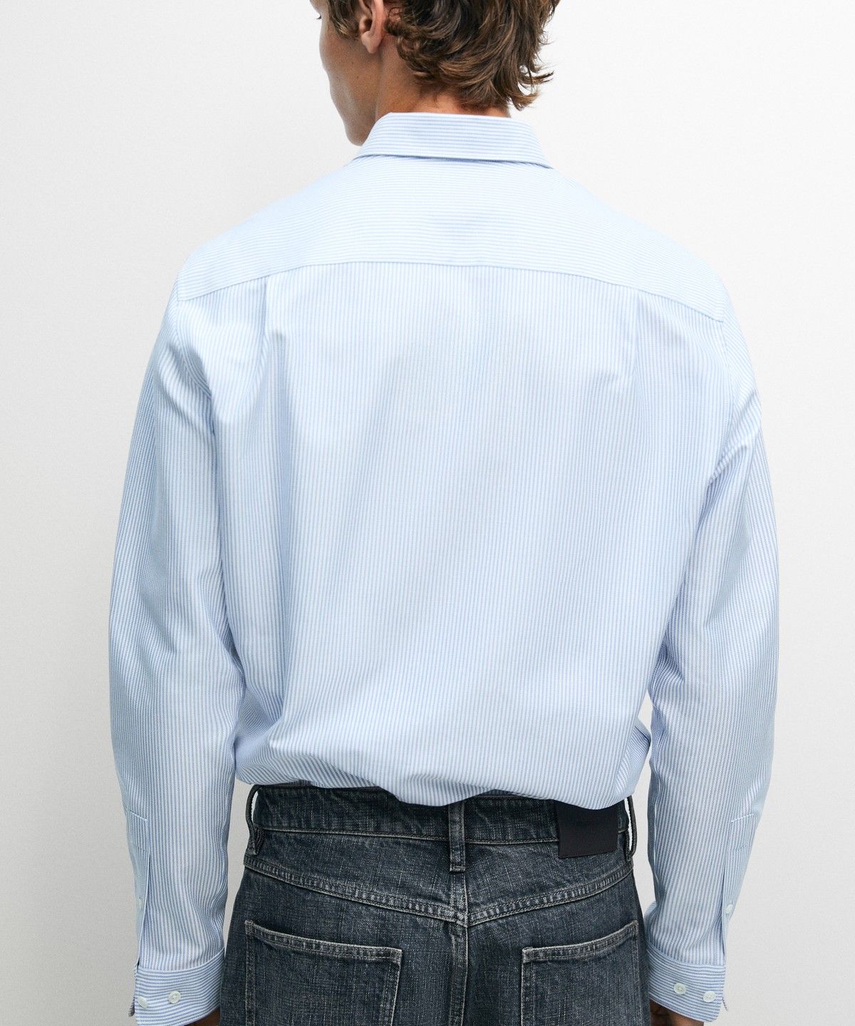 마시모두띠(MASSIMO DUTTI) 레귤러 핏 스트라이프 옥스퍼드 셔츠