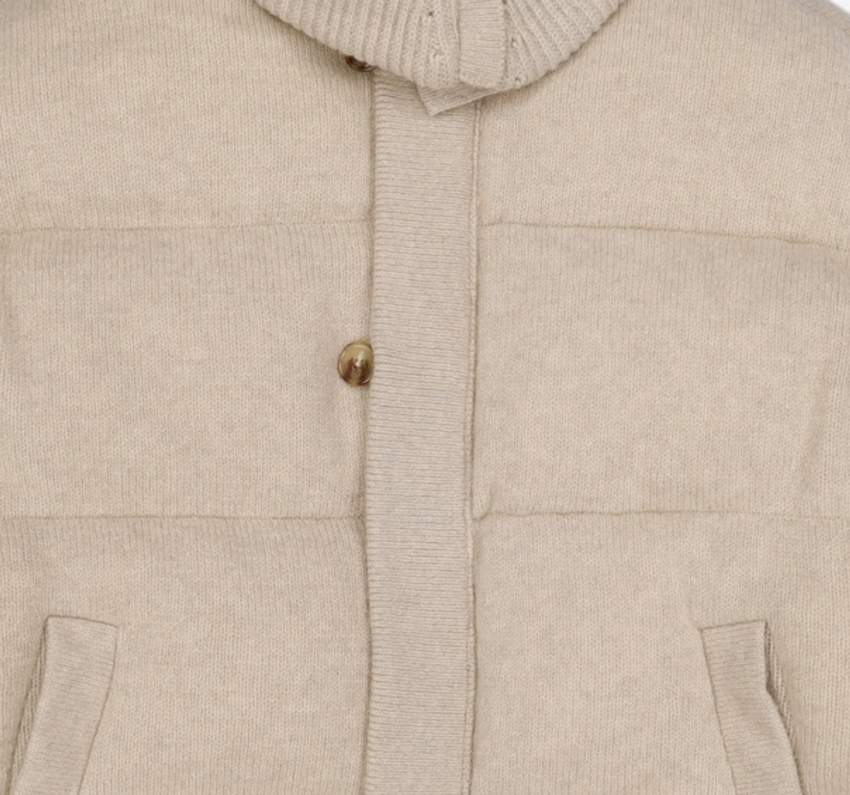 우마뭉(UMARMUNG) Pure shetland wool wing collared puffer_Lamb L