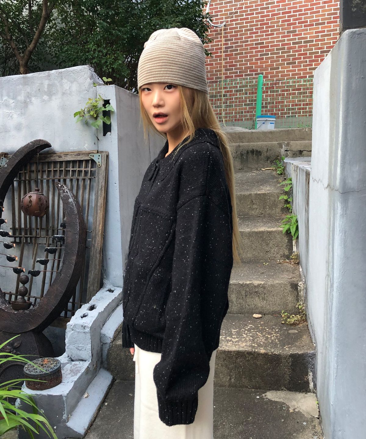 엘무드 우먼(LMOOD WOMEN) PRETTANEV Yarn Cardigan Jacket Black