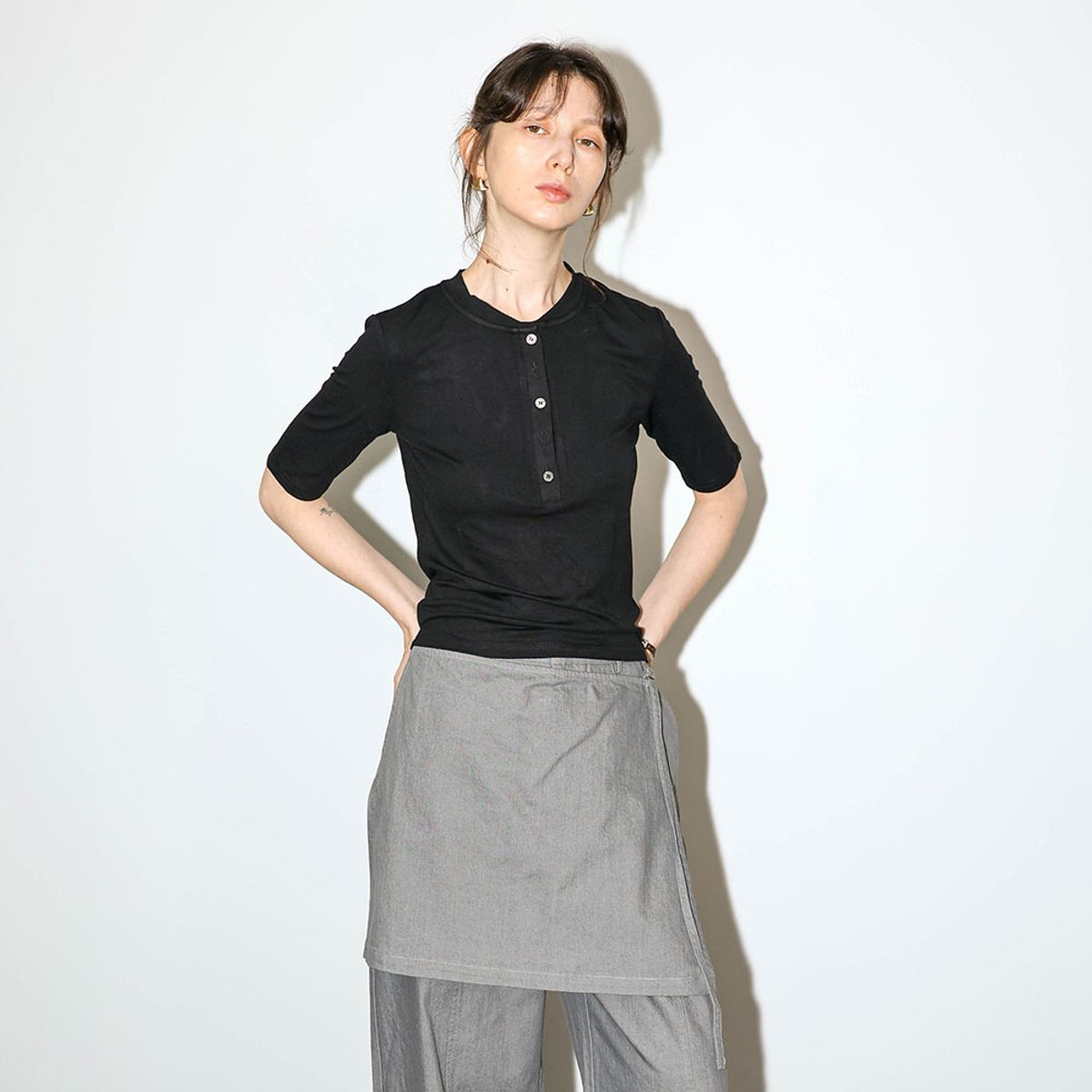 웬스데이딜라잇(WEDNESDAY DELIGHT) WD_Clean fit button top_2color