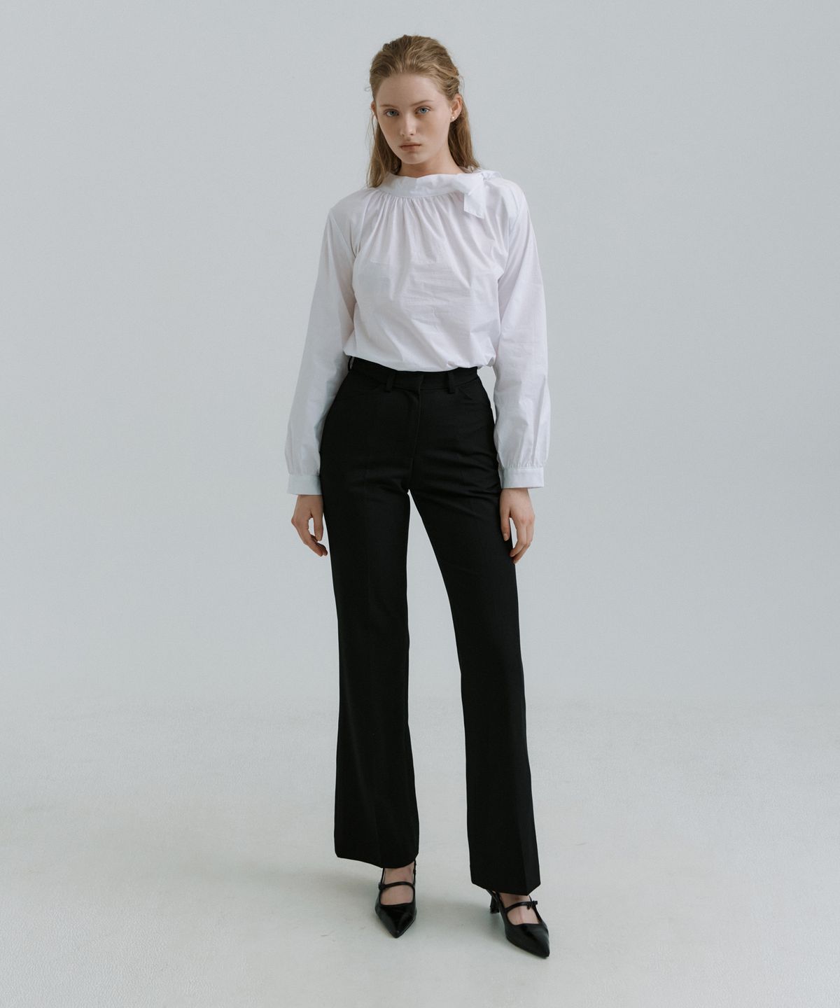 리올그(REORG) PAP SHIRRING SCARF BLOUSE WHITE