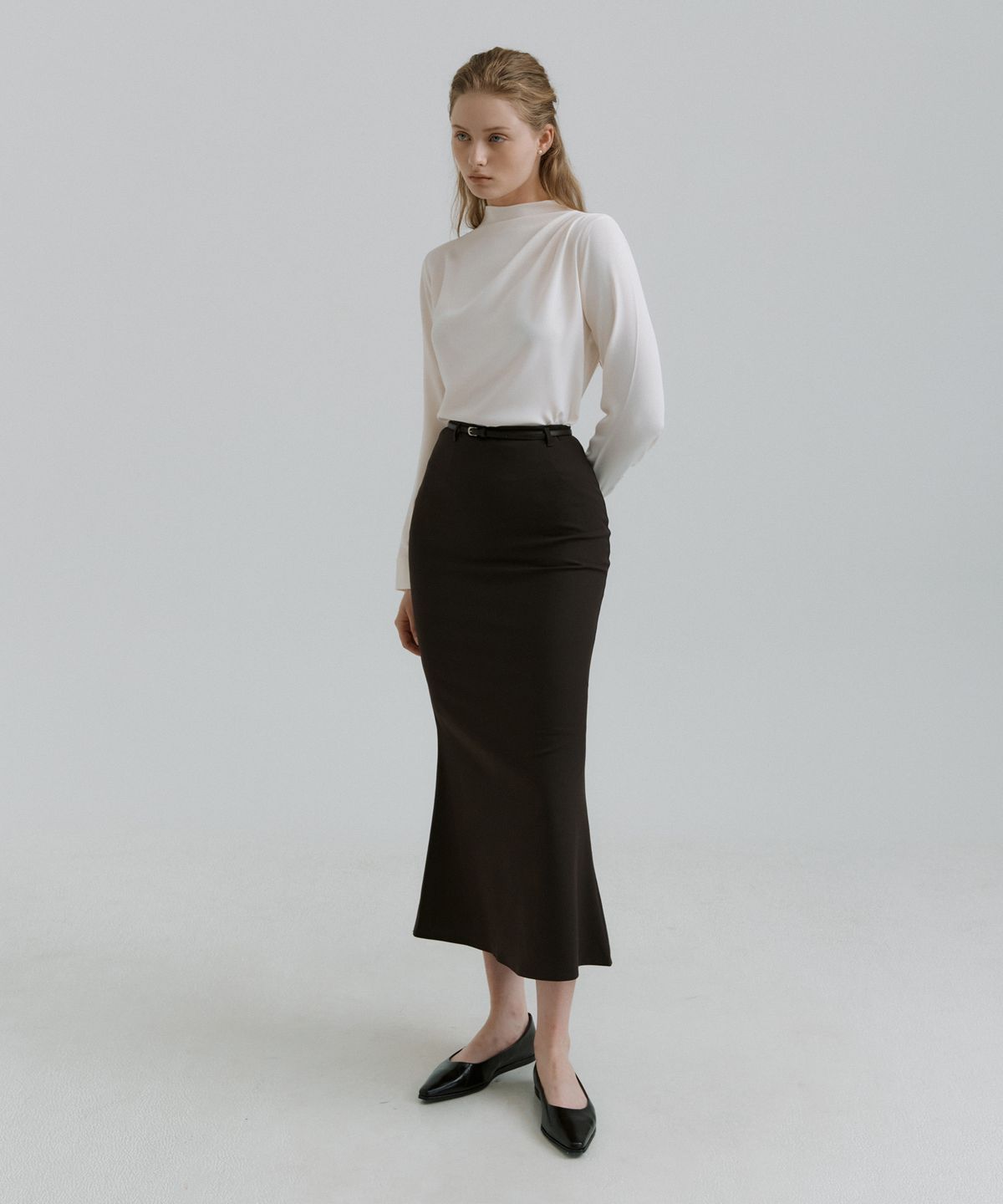 리올그(REORG) PAP HALF NECK BLOUSE IVORY