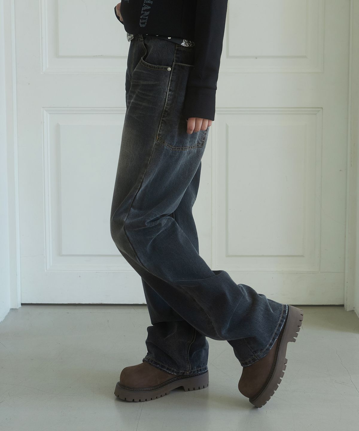 데프가먼츠(DEFGARMENTS) VT WASHING SAGGING DENIM [BLACK]