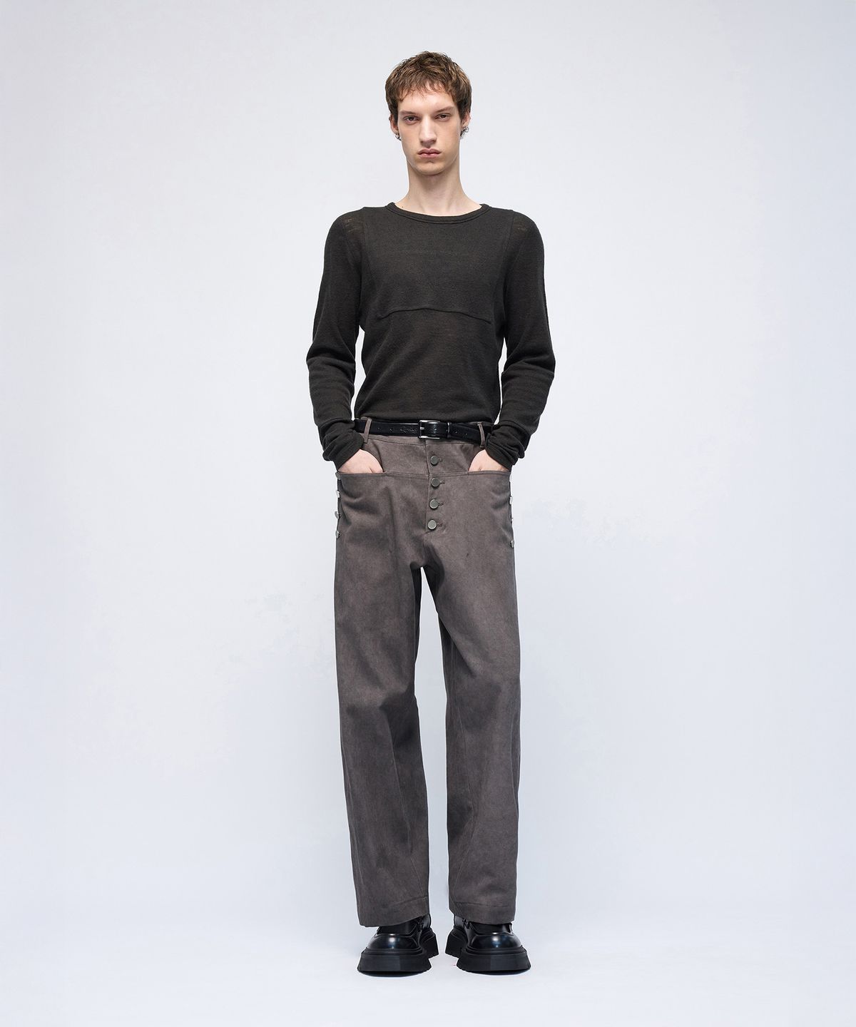 몰프(MORPH) Divided Washed Cotton Multi Button Straight Pants