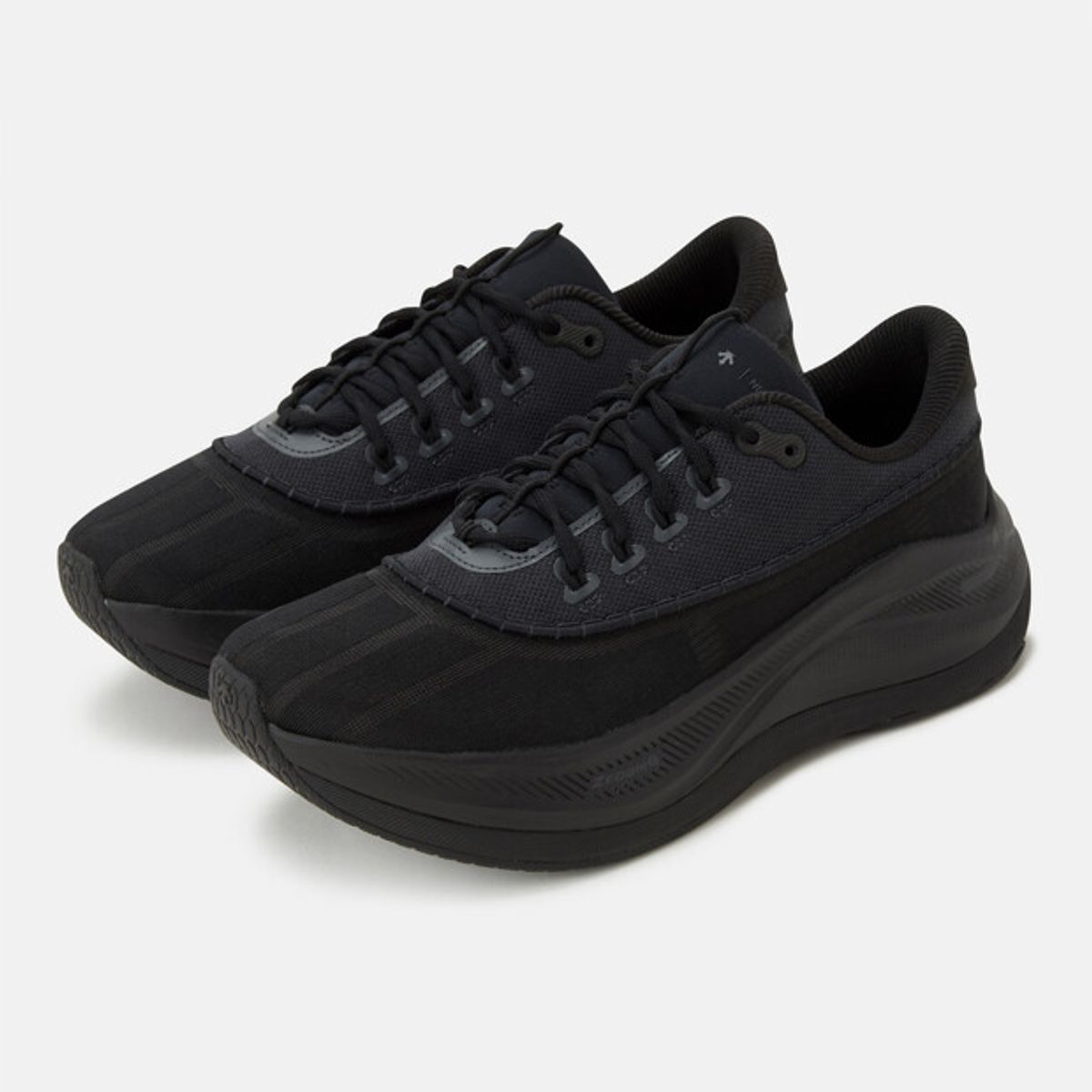 데상트(DESCENTE) [DESCENTE X NEITHERS] Goettingen Studio Shoes 블랙 SR313HRN91