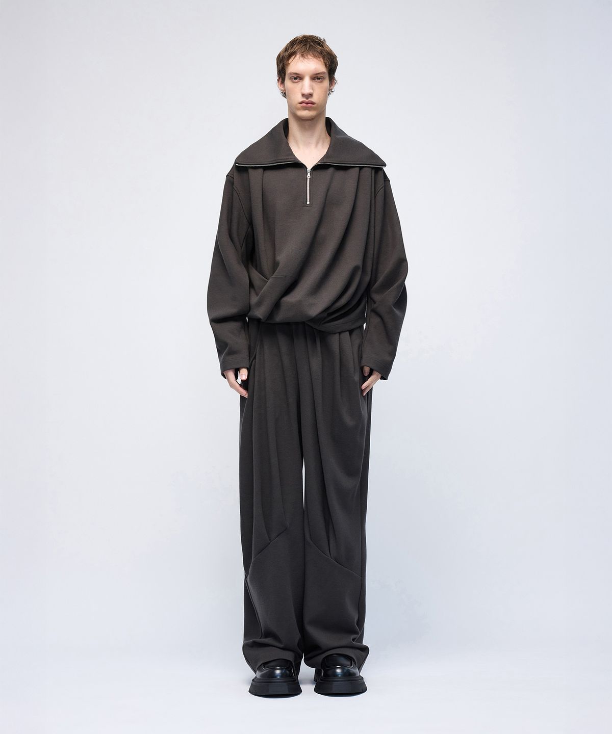 몰프(MORPH) Organism Wool Draped Track Pants
