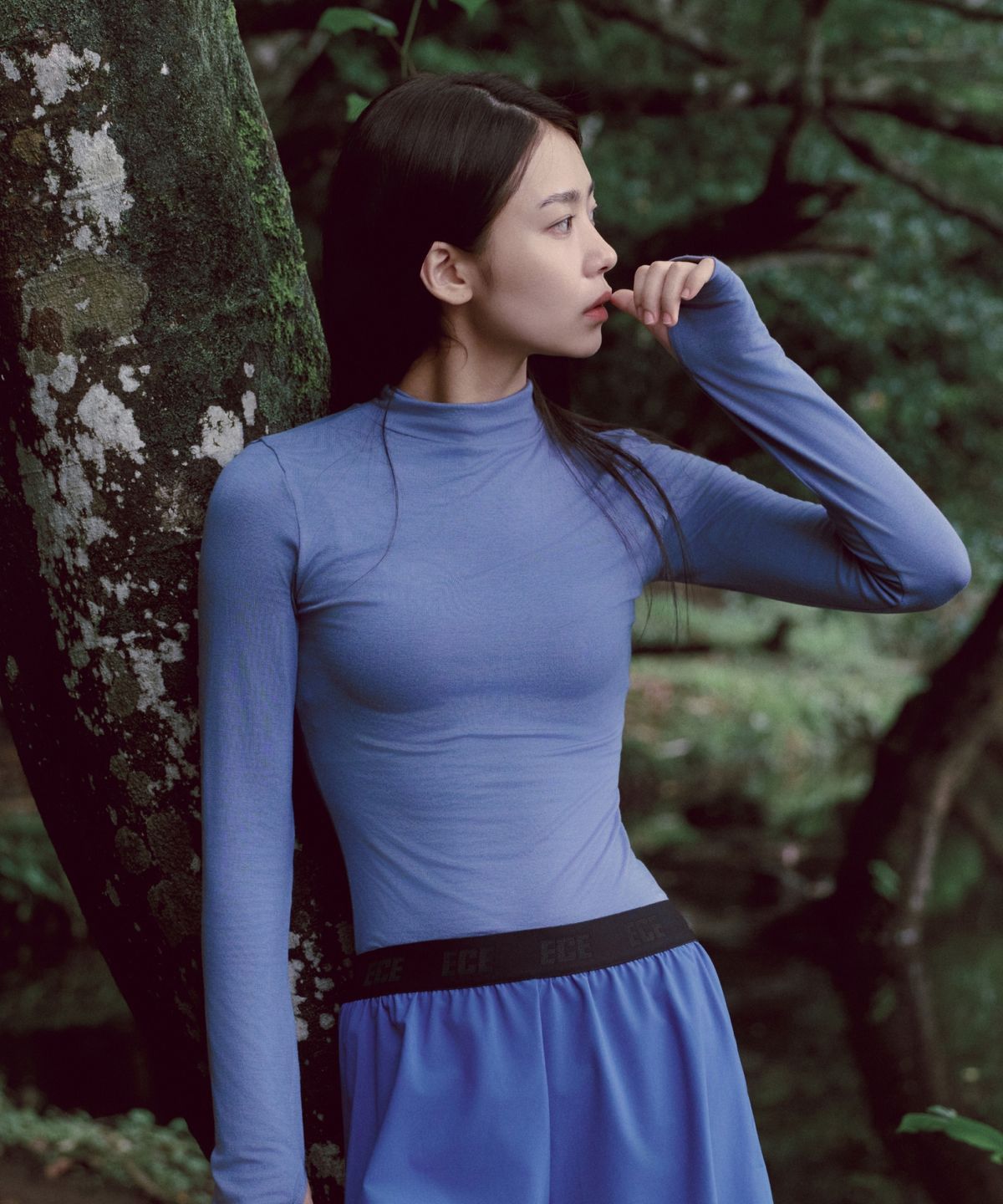 얼스캄에라(EARTH CALM ERA) 에센셜 모달 슬림 모크넥 티_3컬러