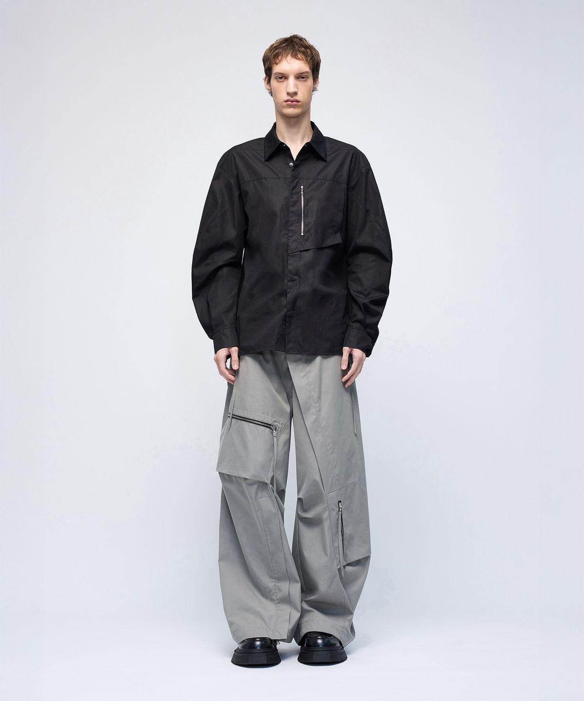 몰프(MORPH) Divided Hidden Snap Shirt