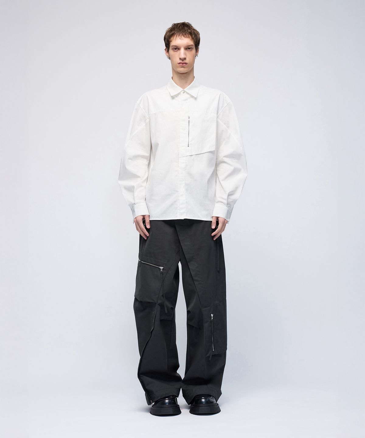 몰프(MORPH) Divided Hidden Snap Shirt