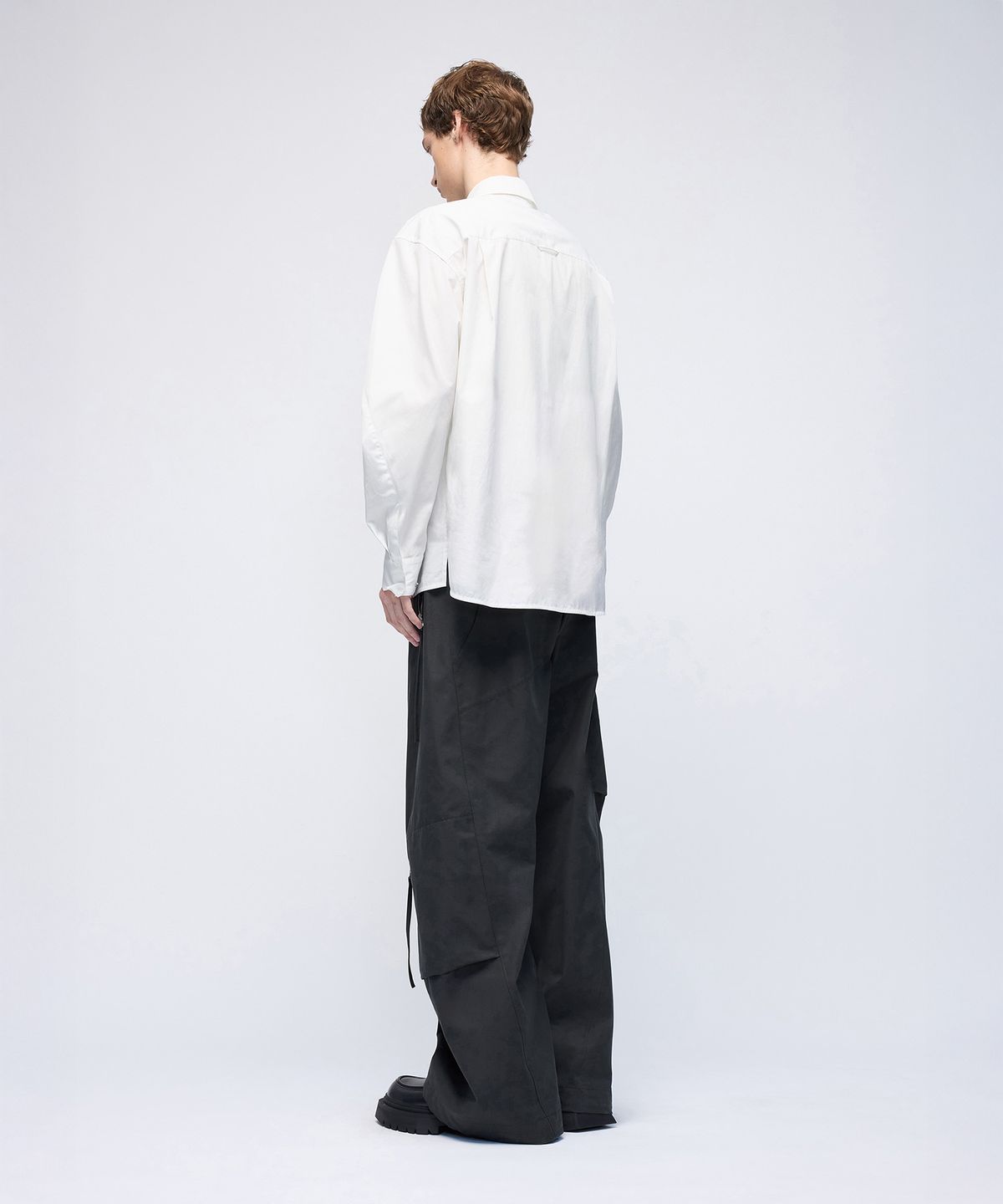 몰프(MORPH) Divided Hidden Snap Shirt