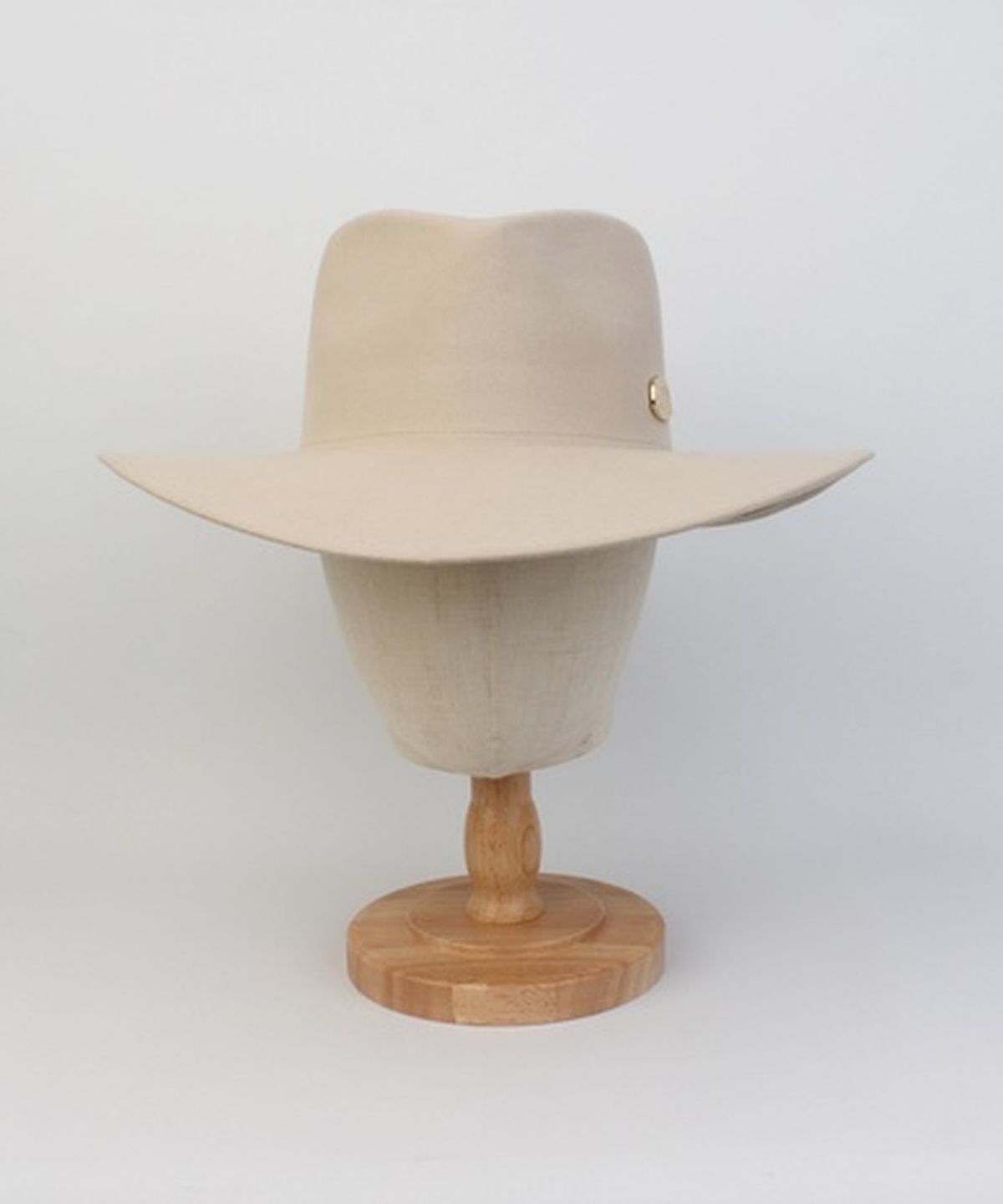 유니버셜 케미스트리(UNIVERSAL CHEMISTRY) V Ivory Wool Fedora 페도라