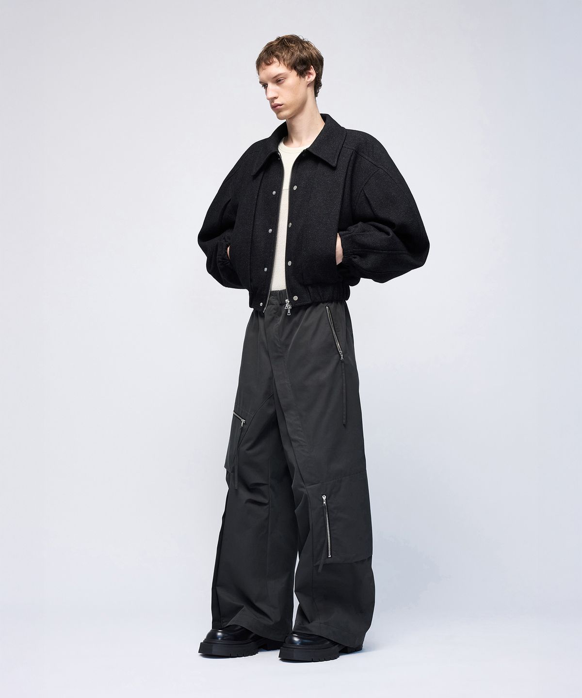몰프(MORPH) Organism Pleated Double-Closure Bomber Jacket