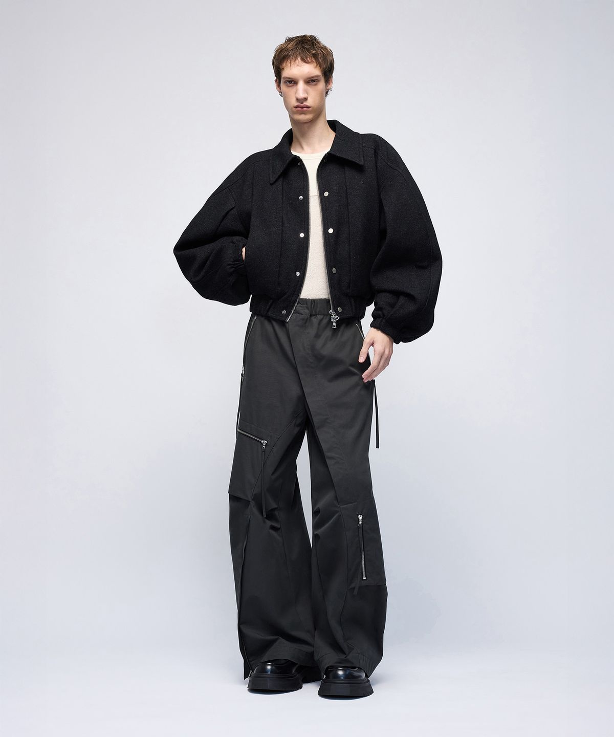 몰프(MORPH) Organism Pleated Double-Closure Bomber Jacket