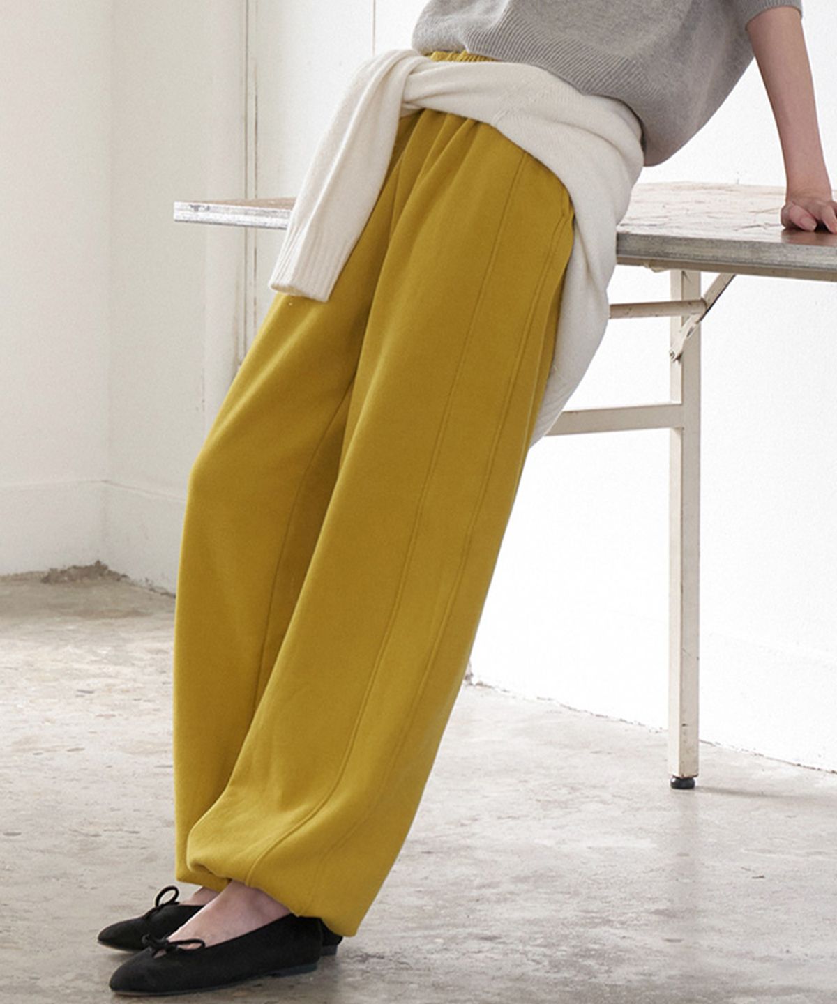 뮈르뮈르(MURMURE) 세퍼레이트 기모 조거 팬츠_Separate Pants_Mustard