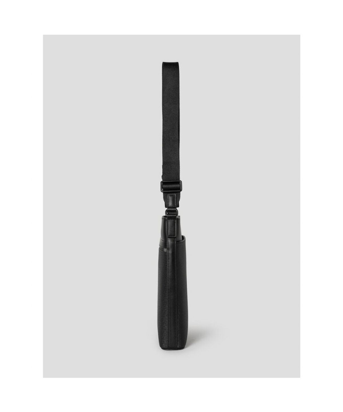 빈폴 액세서리(BEANPOLE ACCESSORY) 빈폴헤릿 세로 메신저  블랙