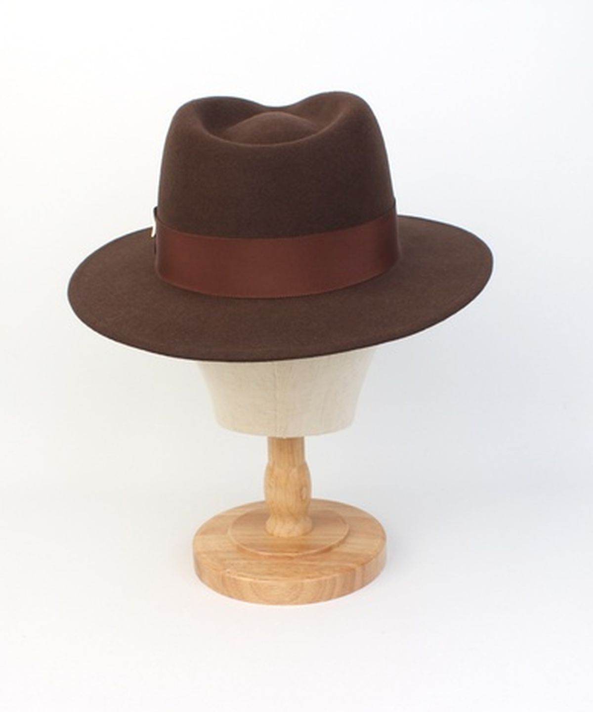 유니버셜 케미스트리(UNIVERSAL CHEMISTRY) Big Size BR Line Wool Brown Fedora 페도라