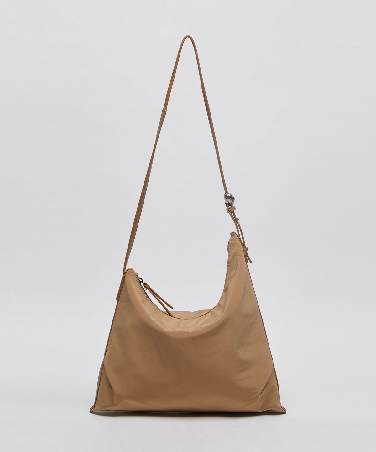 아카이브앱크(ARCHIVEPKE) Luv luna bag(Nylon camel)_OVBAX26109MUD