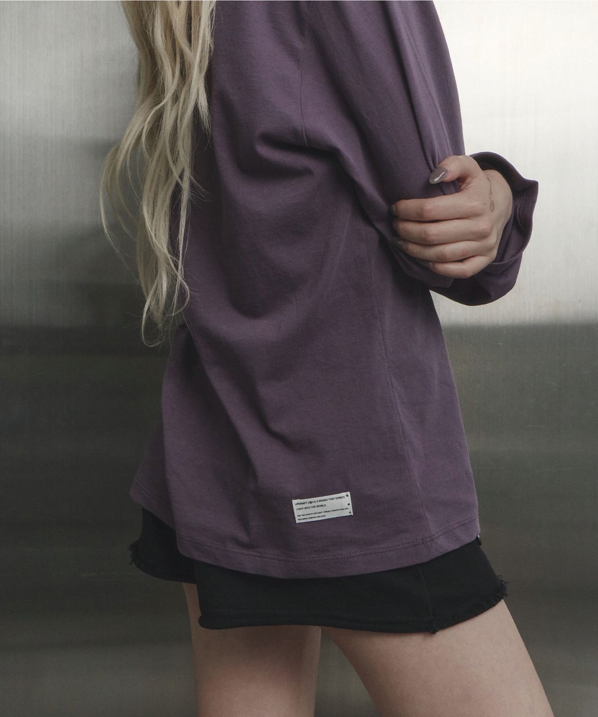 업드래프트(UPDRAFT) Button Roll-Up Loose-Fit Long Sleeve [Muted purple]
