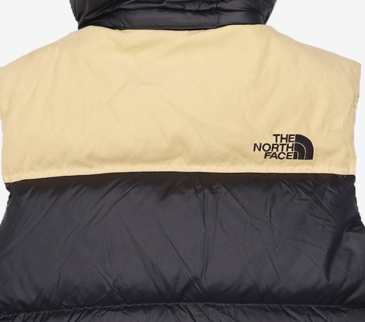 노스페이스(THE NORTH FACE) 패딩 베스트 M