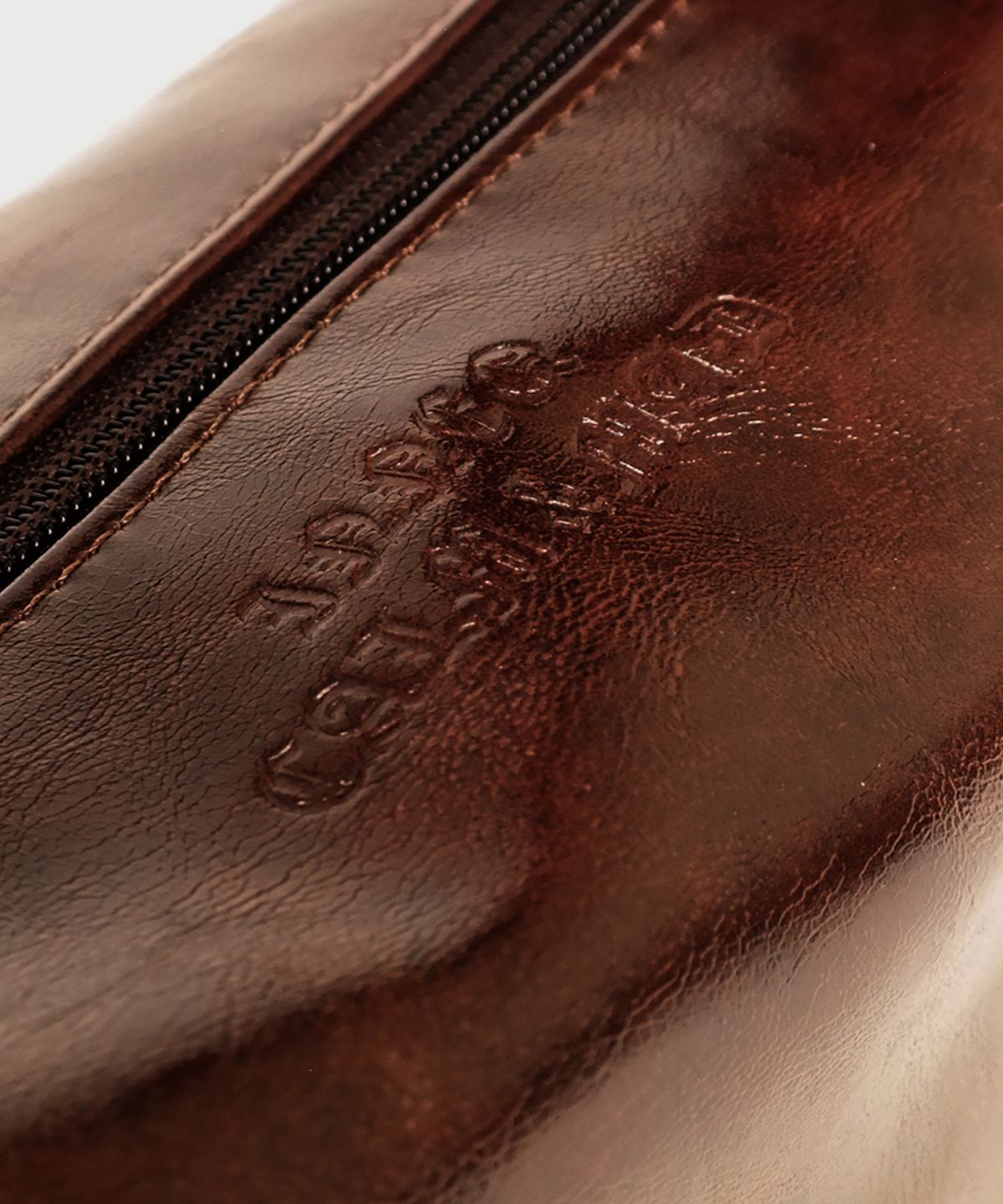 이네크(INNEQ) taeri tote_gloss brown_lettering