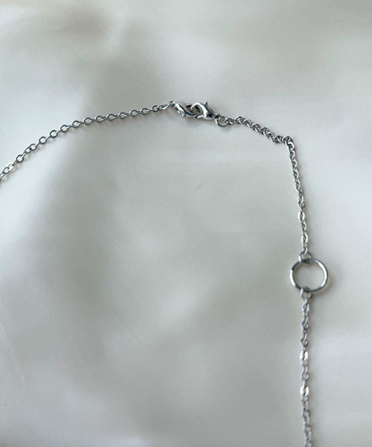 뽀끼(POKKI) STRIPE BALL NECKLACE (SILVER)