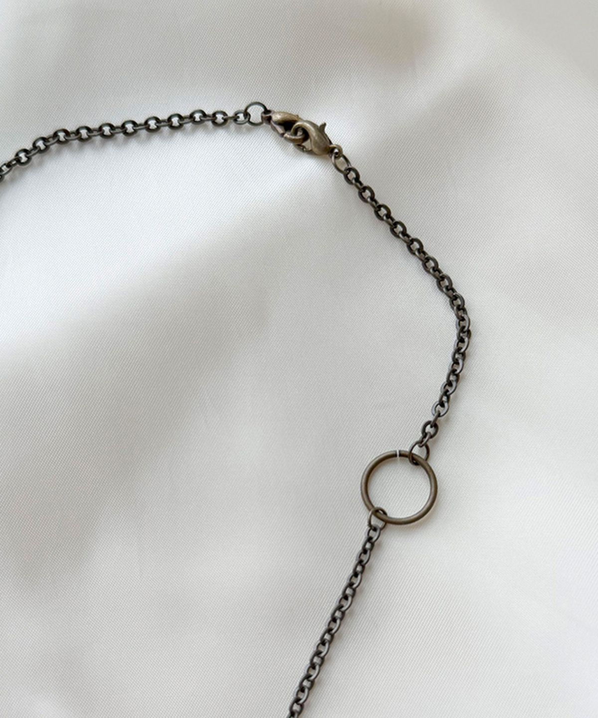 뽀끼(POKKI) STRIPE BALL NECKLACE (GOLD)