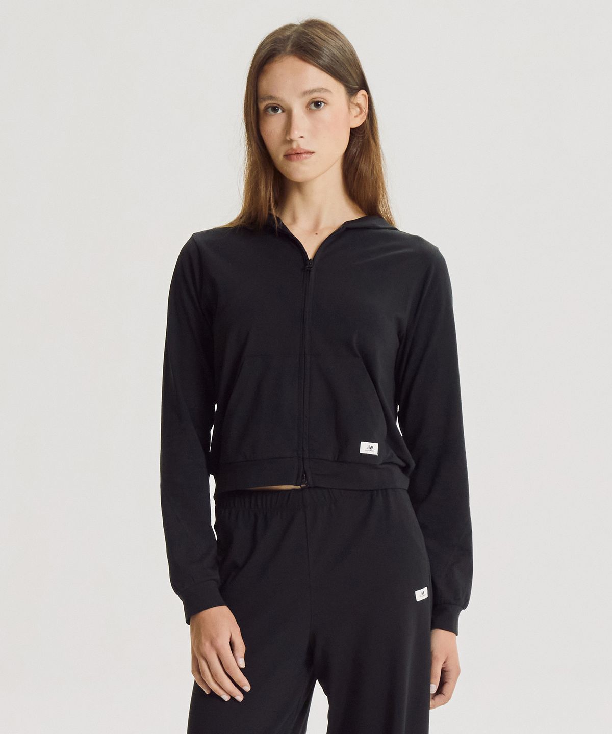 뉴발란스(NEW BALANCE) NBMDG3W112 / WOMEN NB-FLOWY 후드집업 (BLACK)