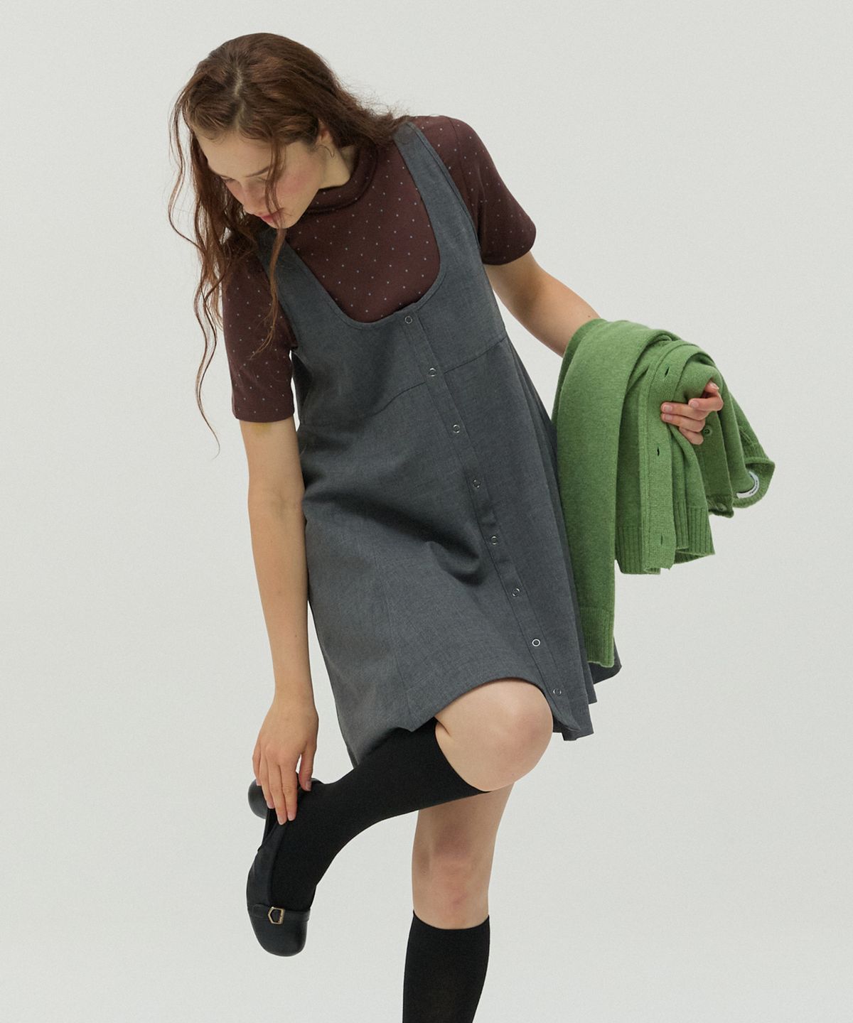 뉴루키(NEW LOOKY) Mock-neck short-sleeve  T-shirt _Brown
